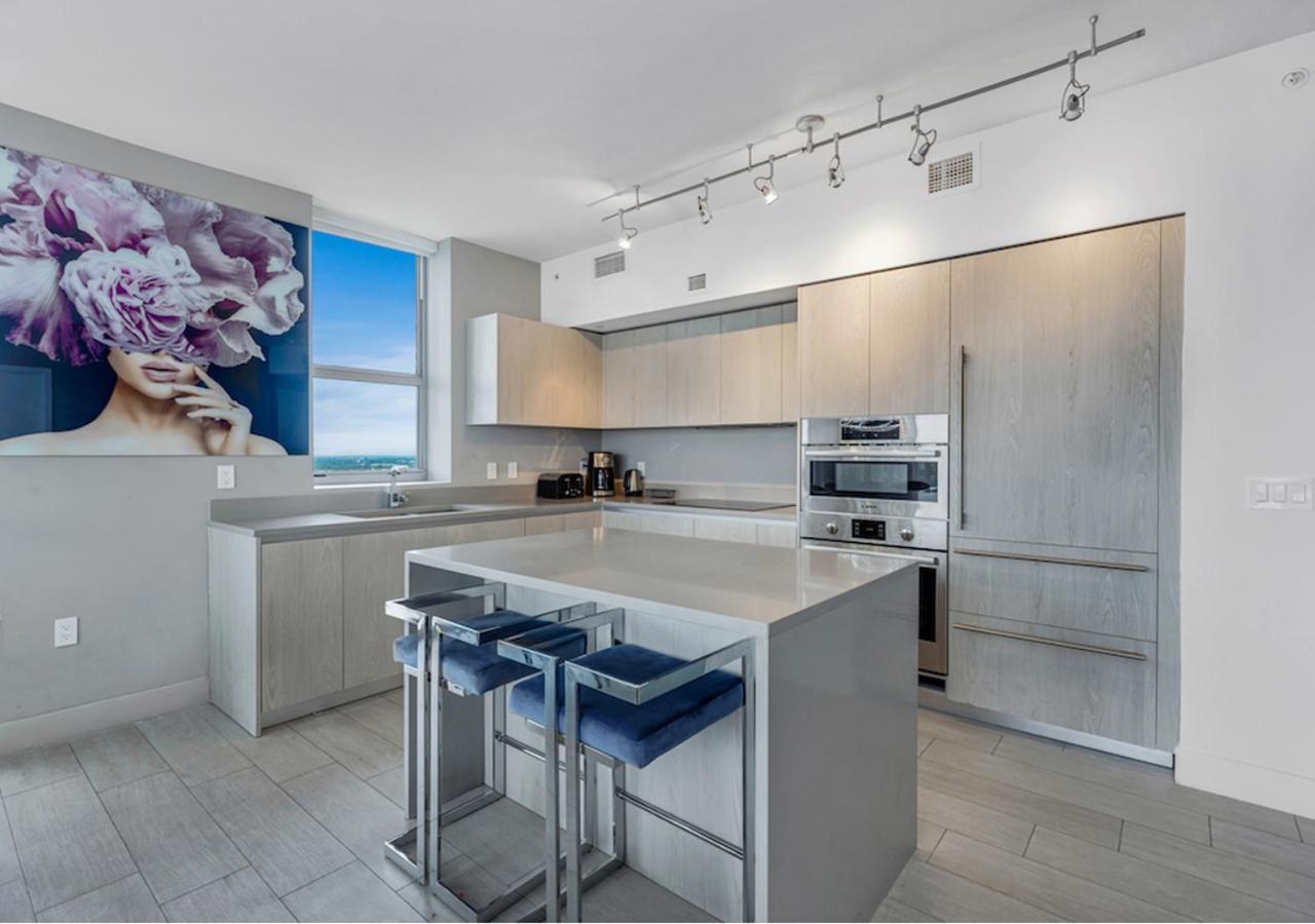 Hyde Beach House: Waterfront Luxury with Ocean Views Hollywood Exterior photo