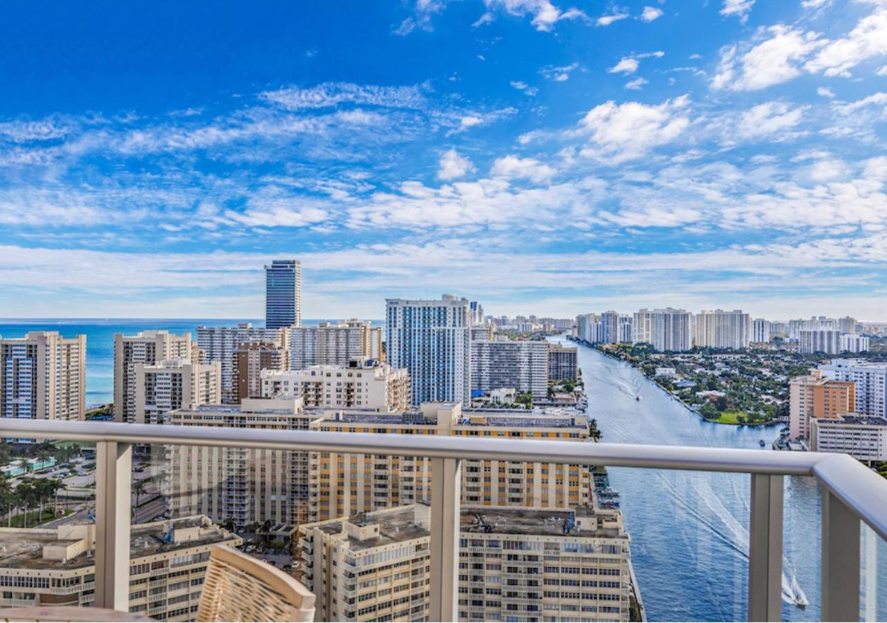 Hyde Beach House: Waterfront Luxury with Ocean Views Hollywood Exterior photo